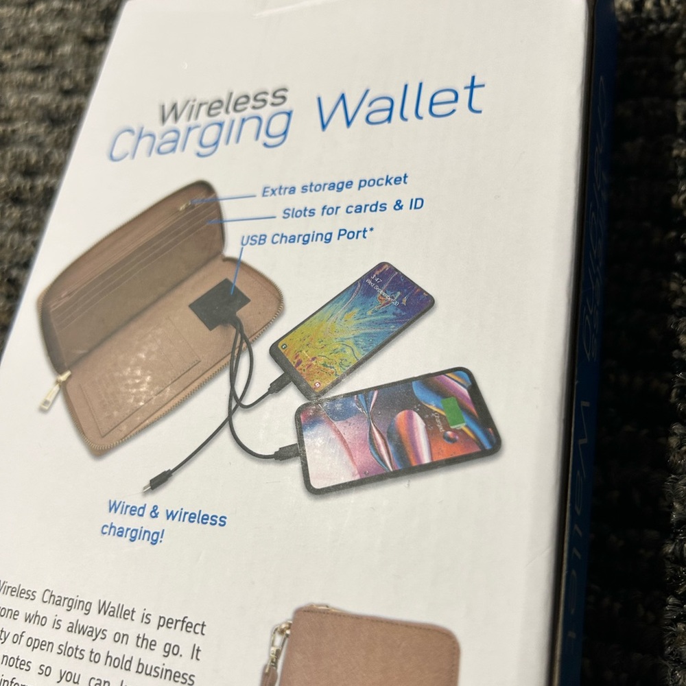 💥Odyssey Tech Wireless Charging Wallet, color: Sand, New in Box - Picture 4 of 9